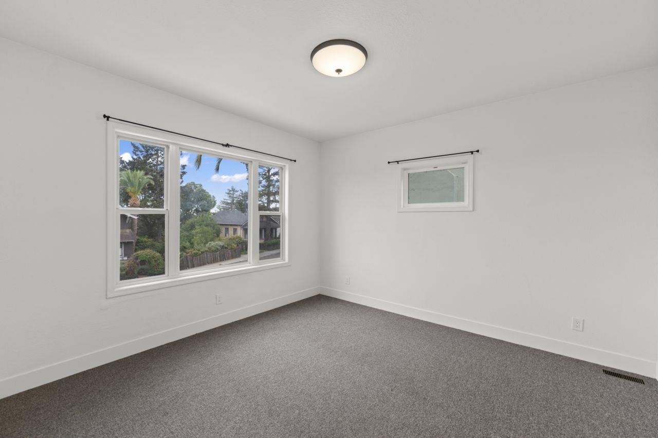 Detail Gallery Image 13 of 31 For 940 York St, Vallejo,  CA 94590 - – Beds | – Baths