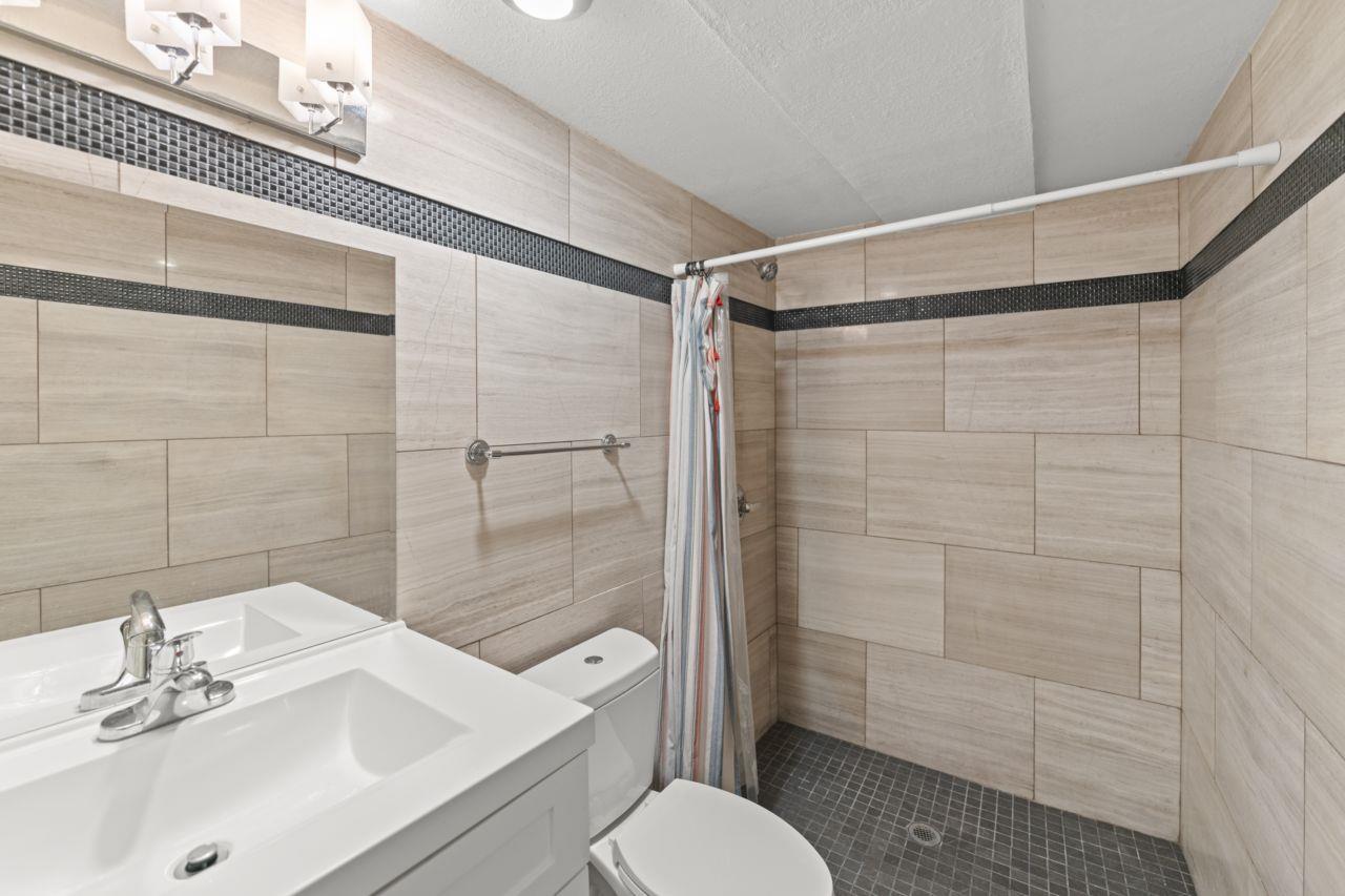 Detail Gallery Image 4 of 31 For 940 York St, Vallejo,  CA 94590 - – Beds | – Baths