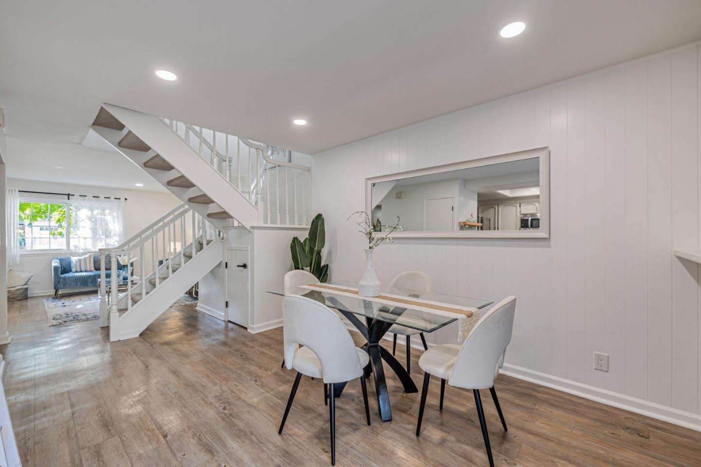 Detail Gallery Image 10 of 36 For 201 Shelley Ave, Campbell,  CA 95008 - 3 Beds | 2/1 Baths