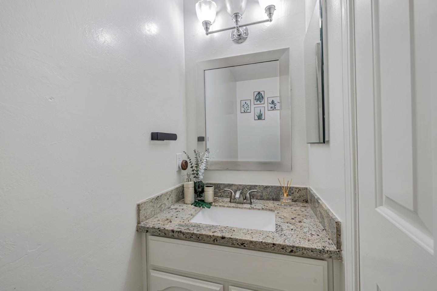 Detail Gallery Image 26 of 36 For 201 Shelley Ave, Campbell,  CA 95008 - 3 Beds | 2/1 Baths
