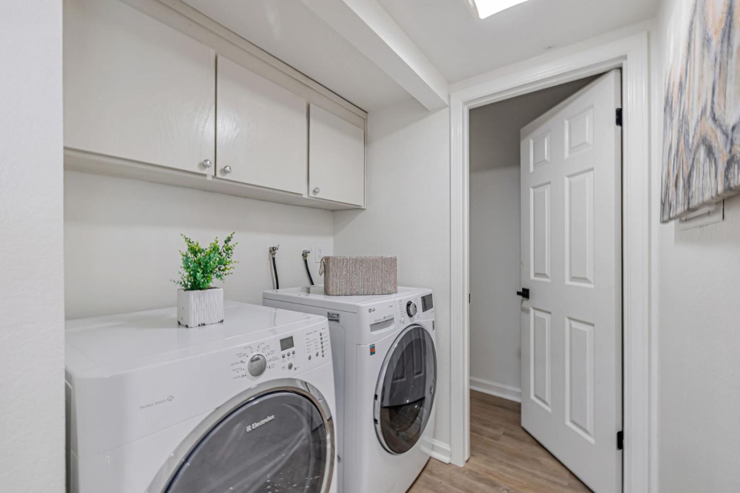 Detail Gallery Image 27 of 36 For 201 Shelley Ave, Campbell,  CA 95008 - 3 Beds | 2/1 Baths