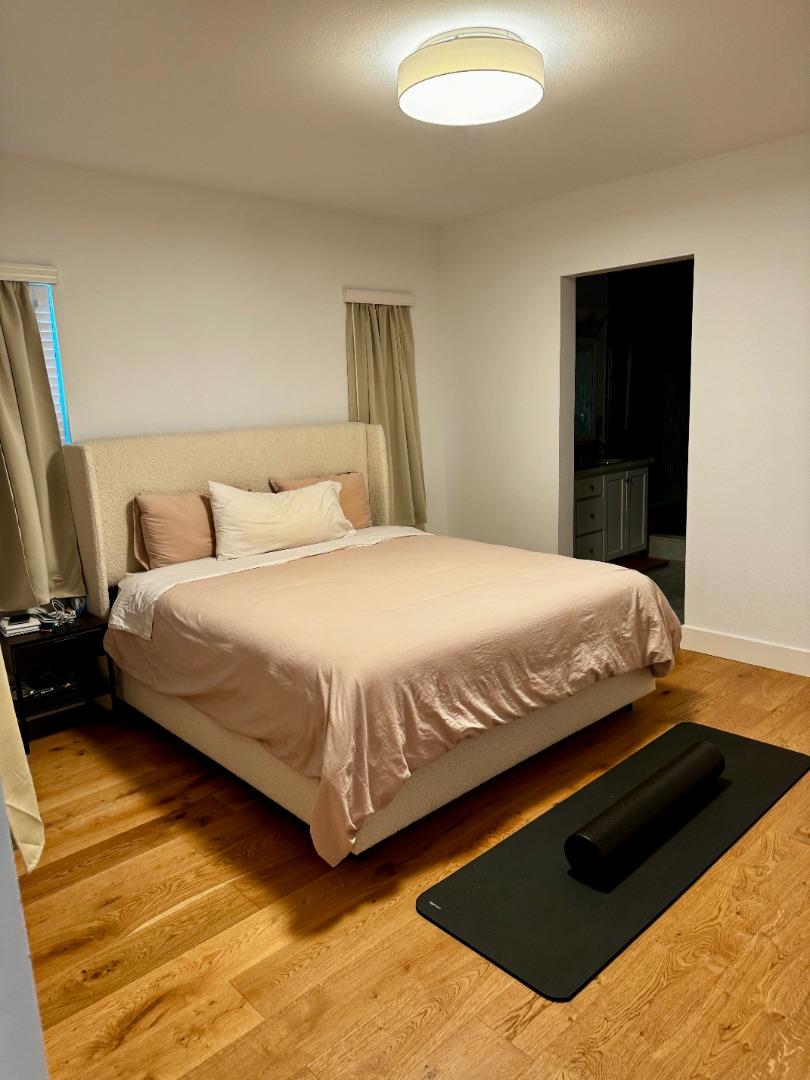 Detail Gallery Image 11 of 15 For 309 Polaris Ter, Sunnyvale,  CA 94086 - 3 Beds | 2/1 Baths