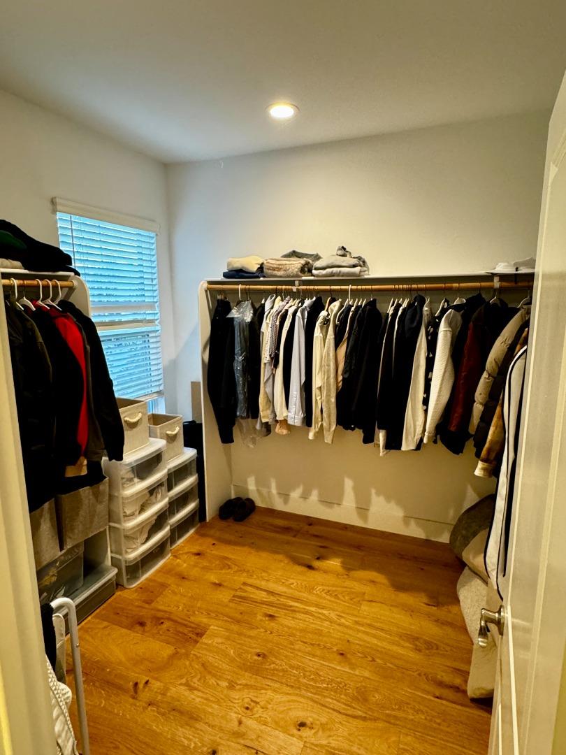 Detail Gallery Image 12 of 15 For 309 Polaris Ter, Sunnyvale,  CA 94086 - 3 Beds | 2/1 Baths