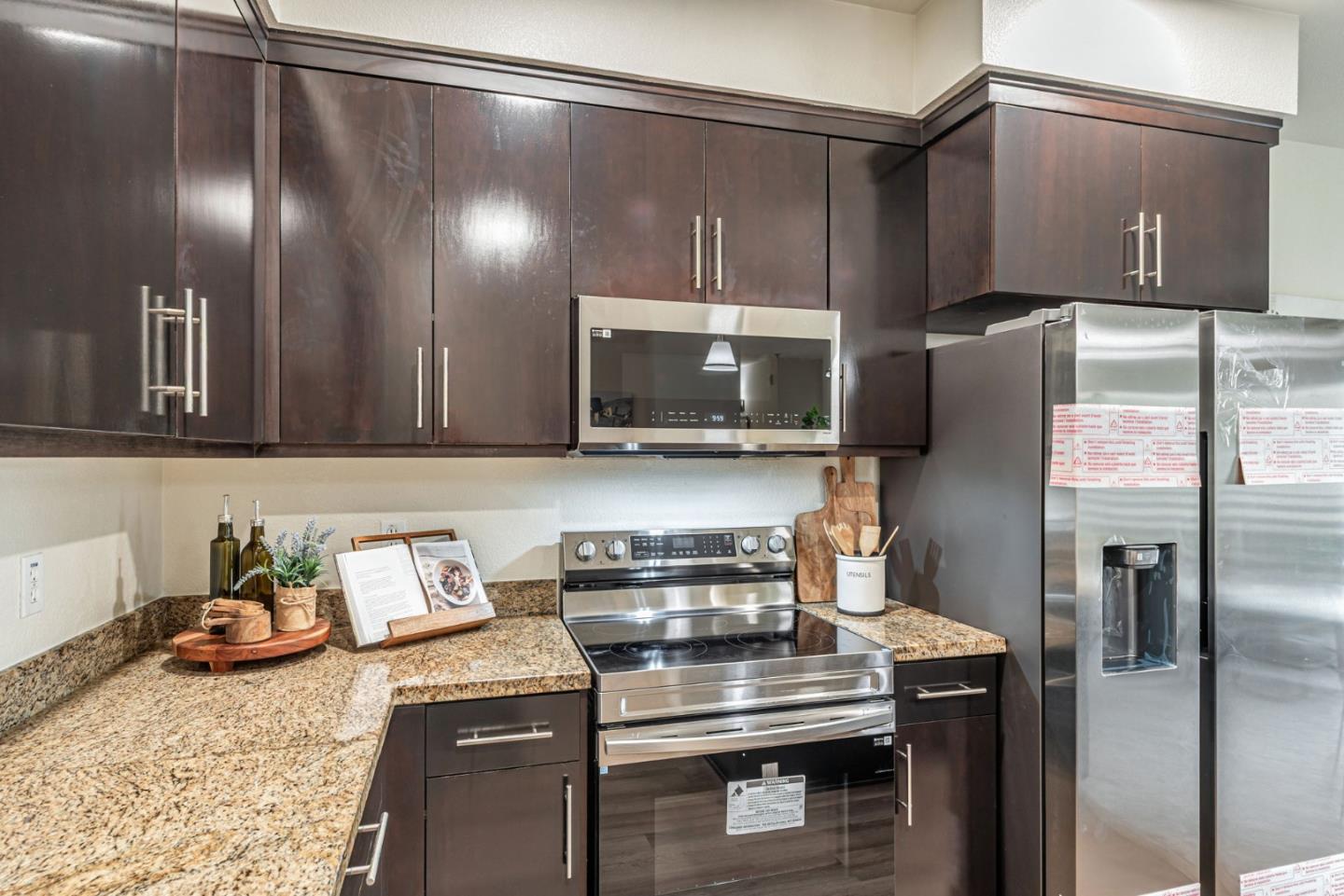 Detail Gallery Image 10 of 30 For 4463 Hyde Cmn #306,  Fremont,  CA 94538 - 2 Beds | 2 Baths