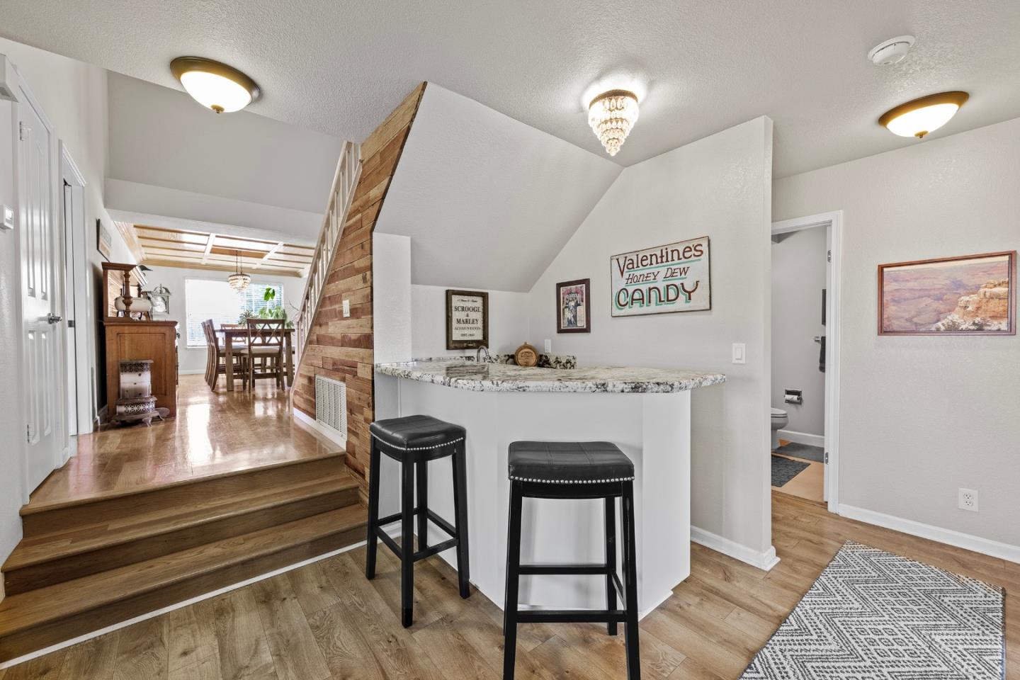 Detail Gallery Image 17 of 31 For 441 Tierra Del Sol, Hollister,  CA 95023 - 4 Beds | 3 Baths