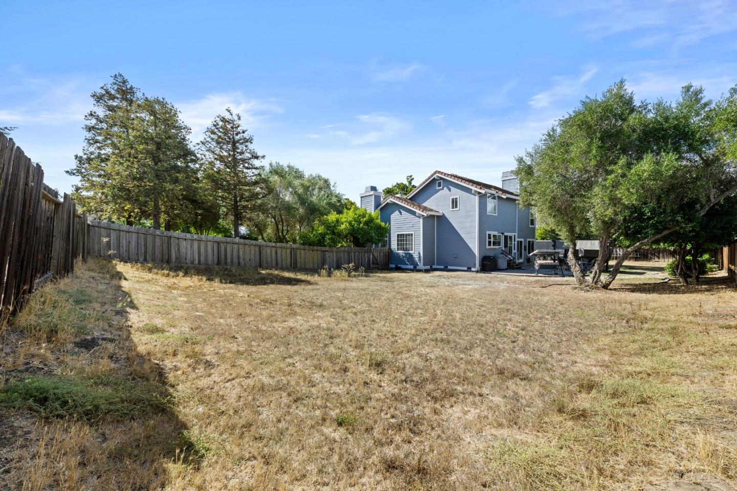 Detail Gallery Image 37 of 43 For 441 Tierra Del Sol, Hollister,  CA 95023 - 4 Beds | 3 Baths