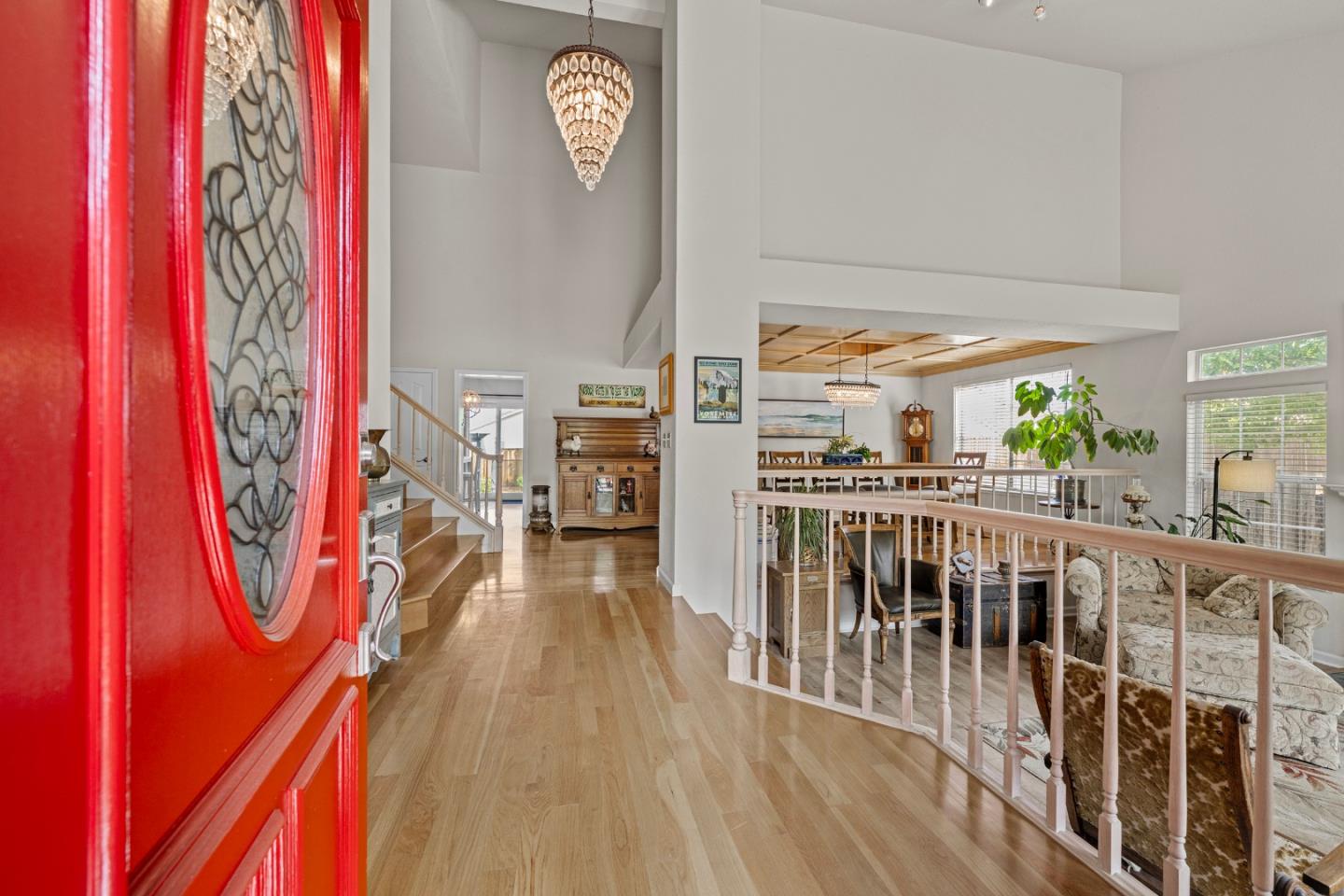 Detail Gallery Image 5 of 31 For 441 Tierra Del Sol, Hollister,  CA 95023 - 4 Beds | 3 Baths