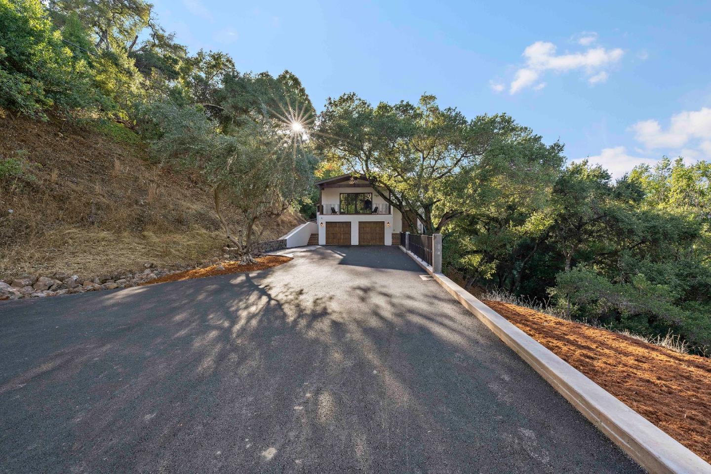 Detail Gallery Image 3 of 69 For 15269 Bohlman Rd, Saratoga,  CA 95070 - 4 Beds | 4/2 Baths