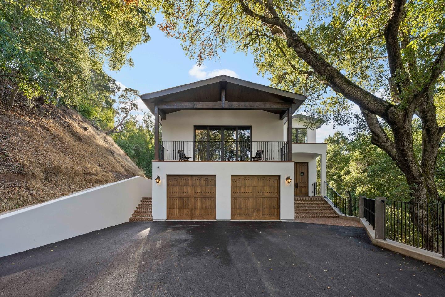 Detail Gallery Image 4 of 69 For 15269 Bohlman Rd, Saratoga,  CA 95070 - 4 Beds | 4/2 Baths