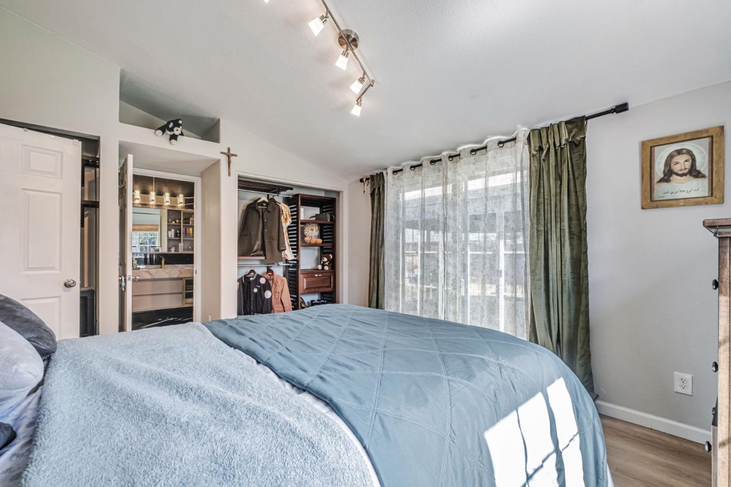 Detail Gallery Image 15 of 34 For 36985 Walnut St, Newark,  CA 94560 - 4 Beds | 3 Baths