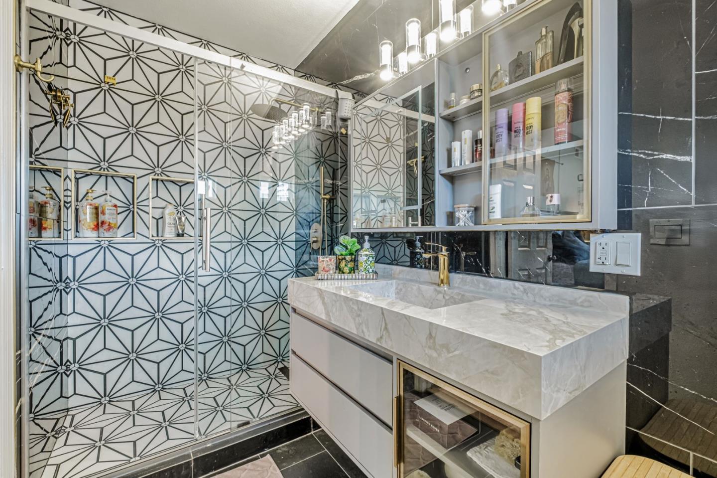 Detail Gallery Image 17 of 34 For 36985 Walnut St, Newark,  CA 94560 - 4 Beds | 3 Baths