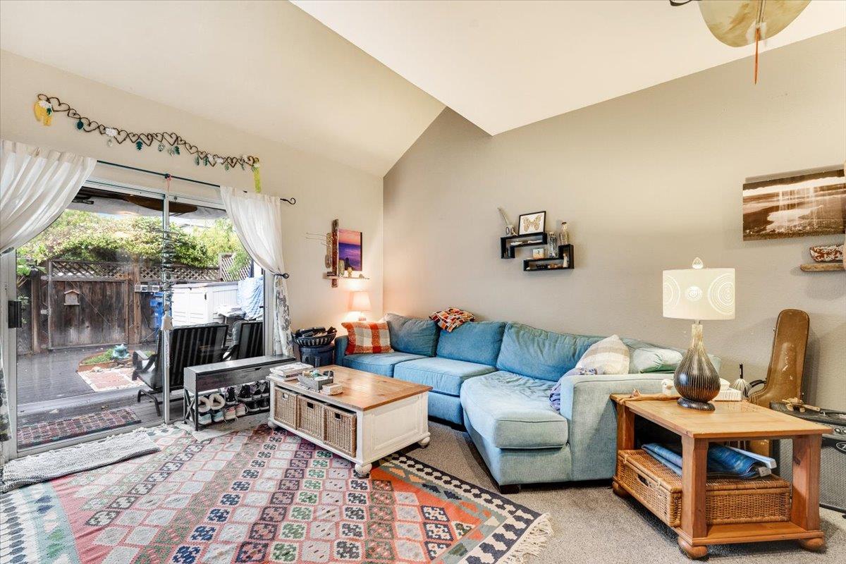 Detail Gallery Image 10 of 20 For 7245 Lotus Way, Aptos,  CA 95003 - 2 Beds | 1/1 Baths