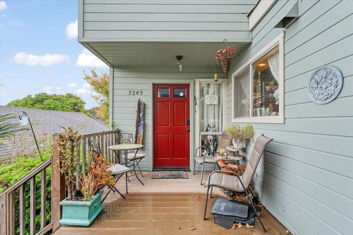 Detail Gallery Image 2 of 20 For 7245 Lotus Way, Aptos,  CA 95003 - 2 Beds | 1/1 Baths