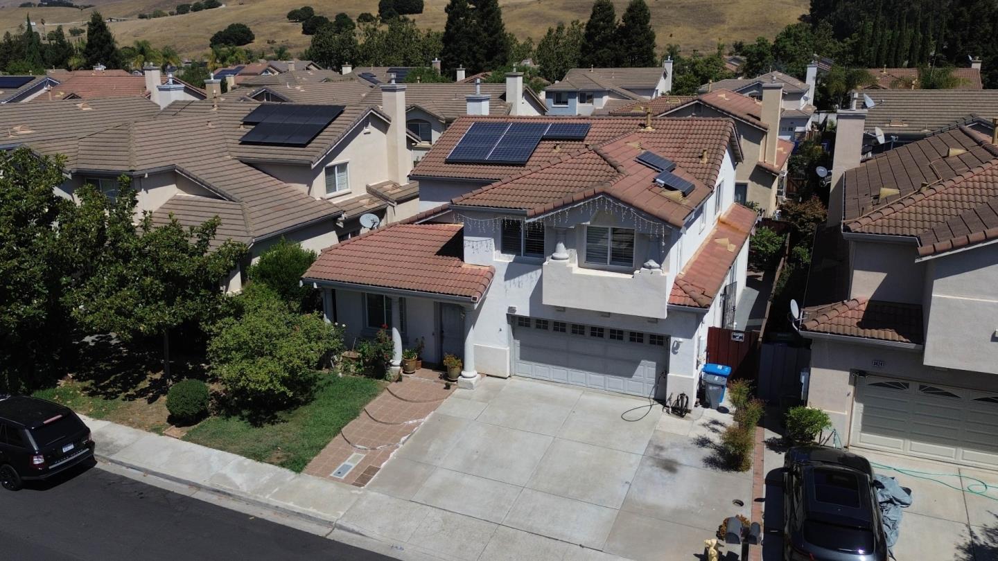 Detail Gallery Image 3 of 29 For 34237 Torrey Pine Ln, Union City,  CA 94587 - 5 Beds | 3 Baths