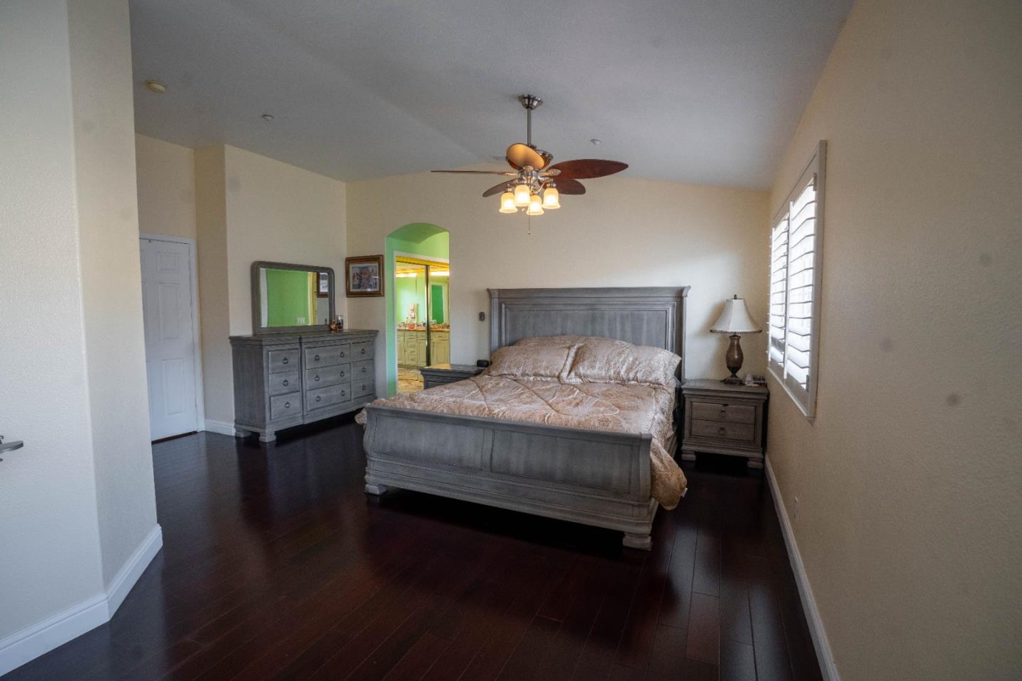 Detail Gallery Image 5 of 29 For 34237 Torrey Pine Ln, Union City,  CA 94587 - 5 Beds | 3 Baths