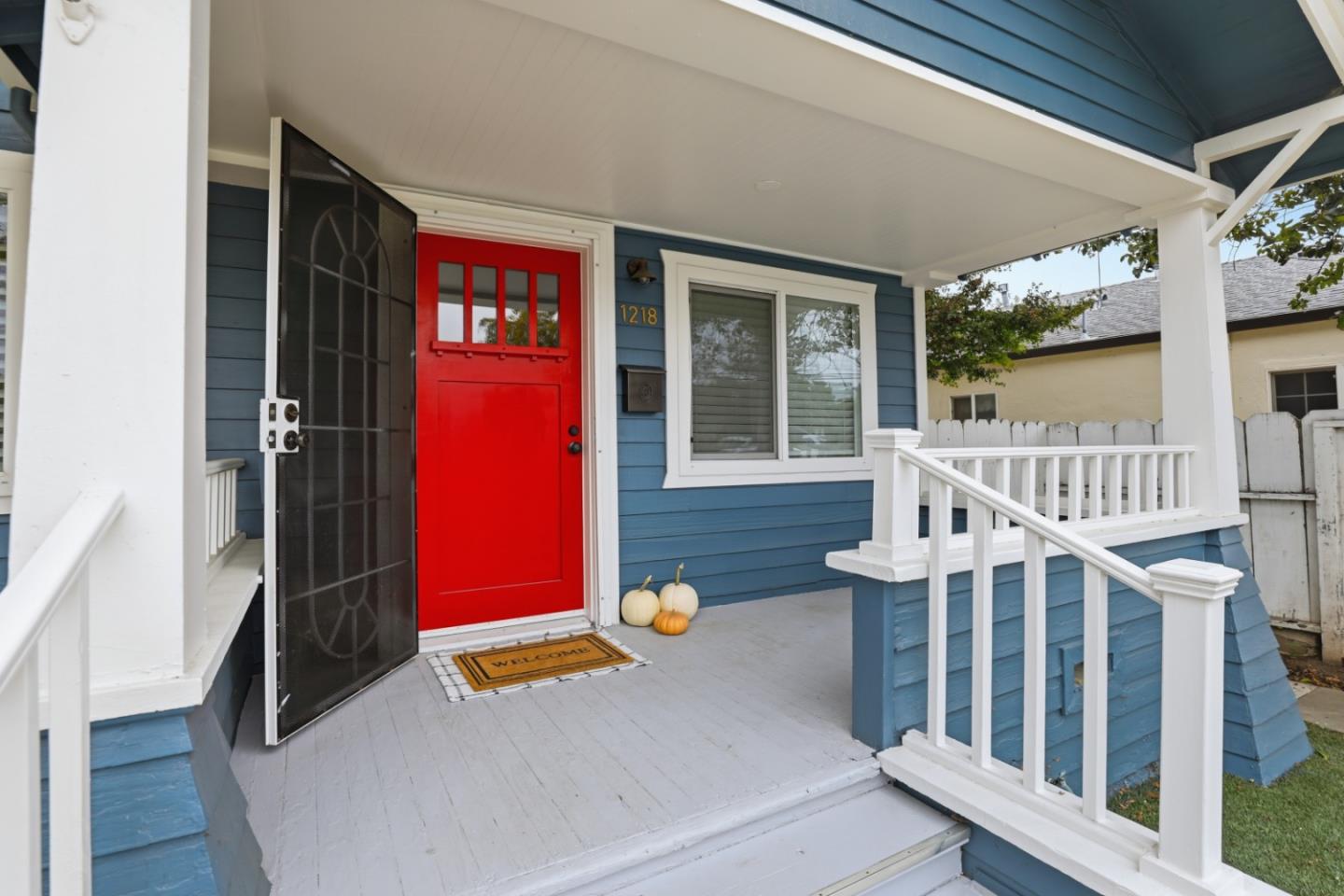 Detail Gallery Image 4 of 44 For 1218 Sally St, Hollister,  CA 95023 - 4 Beds | 2 Baths