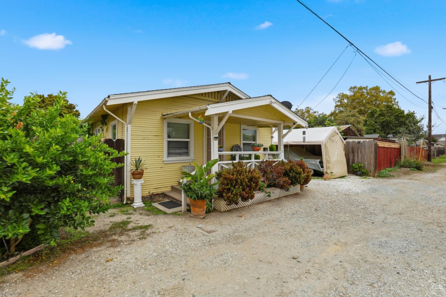 Detail Gallery Image 43 of 44 For 1218 Sally St, Hollister,  CA 95023 - 4 Beds | 2 Baths