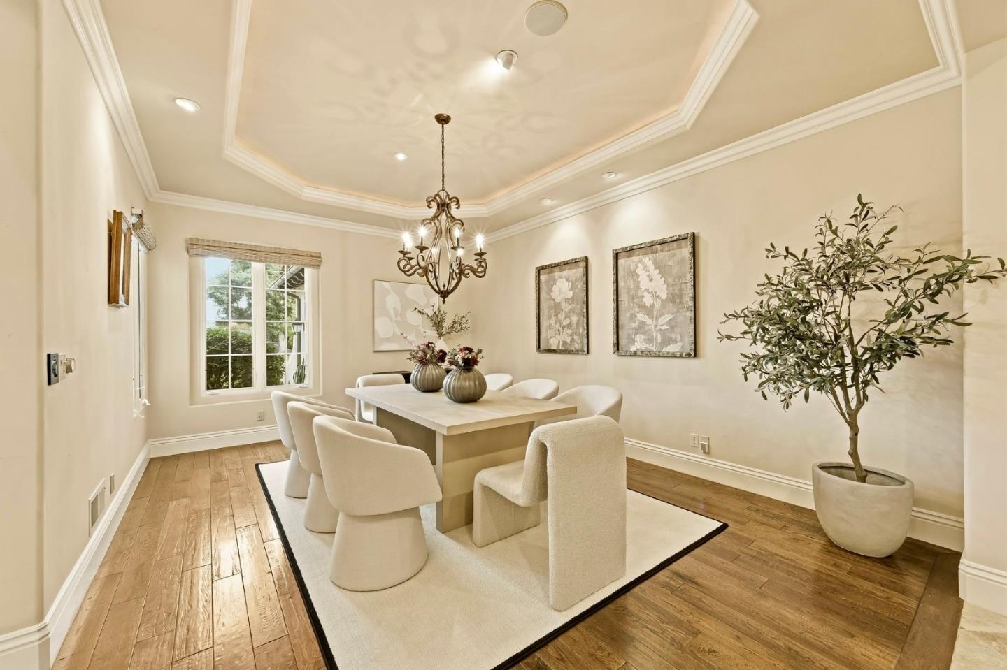 Detail Gallery Image 12 of 82 For 484 Cherry Ave, Los Altos,  CA 94022 - 4 Beds | 3/1 Baths