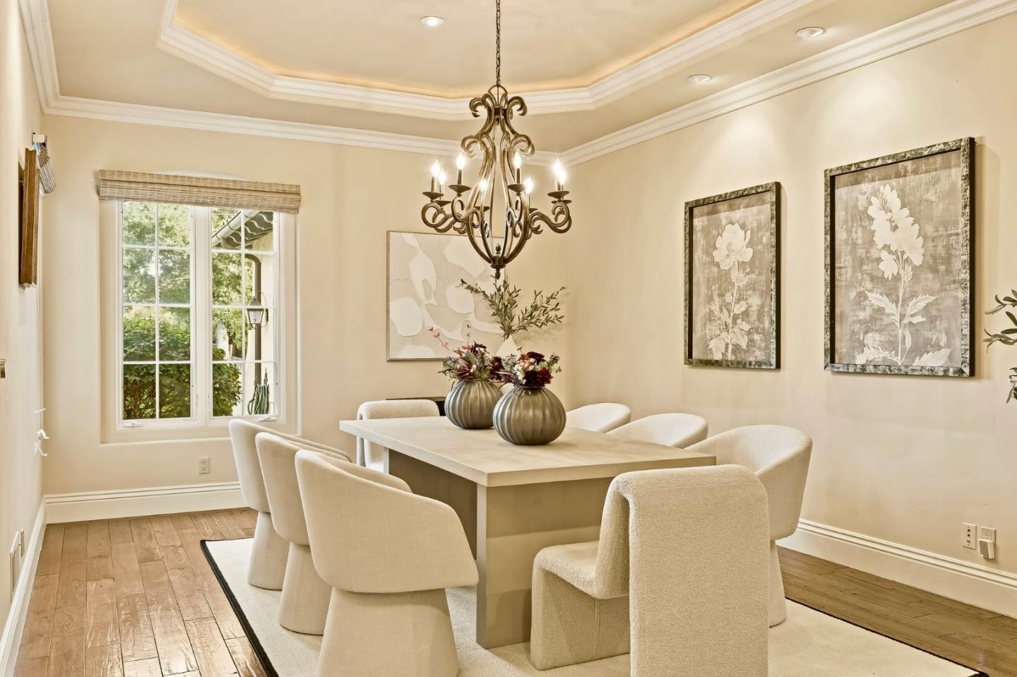 Detail Gallery Image 13 of 82 For 484 Cherry Ave, Los Altos,  CA 94022 - 4 Beds | 3/1 Baths