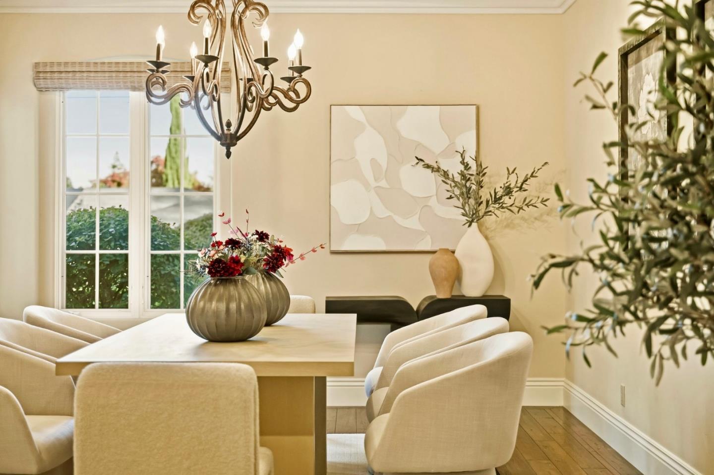 Detail Gallery Image 15 of 82 For 484 Cherry Ave, Los Altos,  CA 94022 - 4 Beds | 3/1 Baths