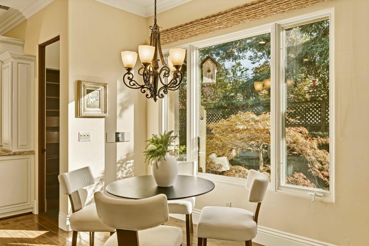 Detail Gallery Image 30 of 82 For 484 Cherry Ave, Los Altos,  CA 94022 - 4 Beds | 3/1 Baths