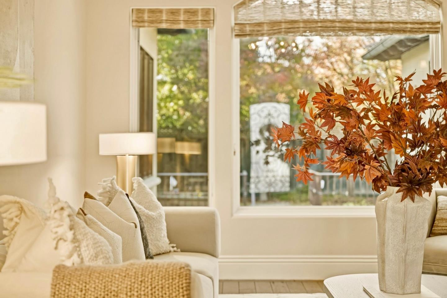 Detail Gallery Image 6 of 82 For 484 Cherry Ave, Los Altos,  CA 94022 - 4 Beds | 3/1 Baths