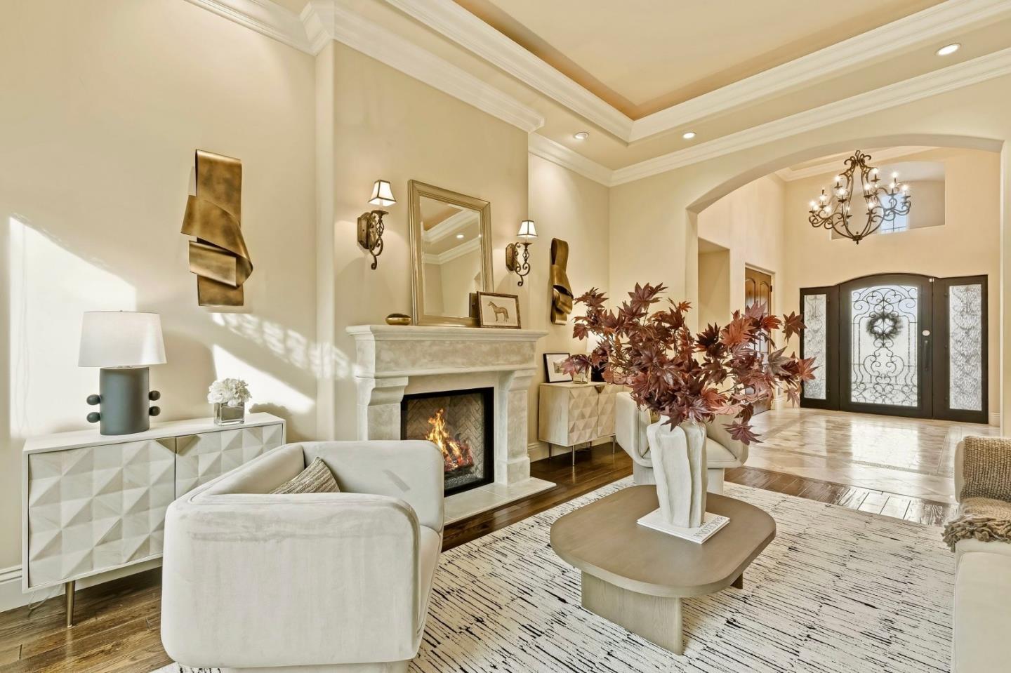 Detail Gallery Image 7 of 82 For 484 Cherry Ave, Los Altos,  CA 94022 - 4 Beds | 3/1 Baths