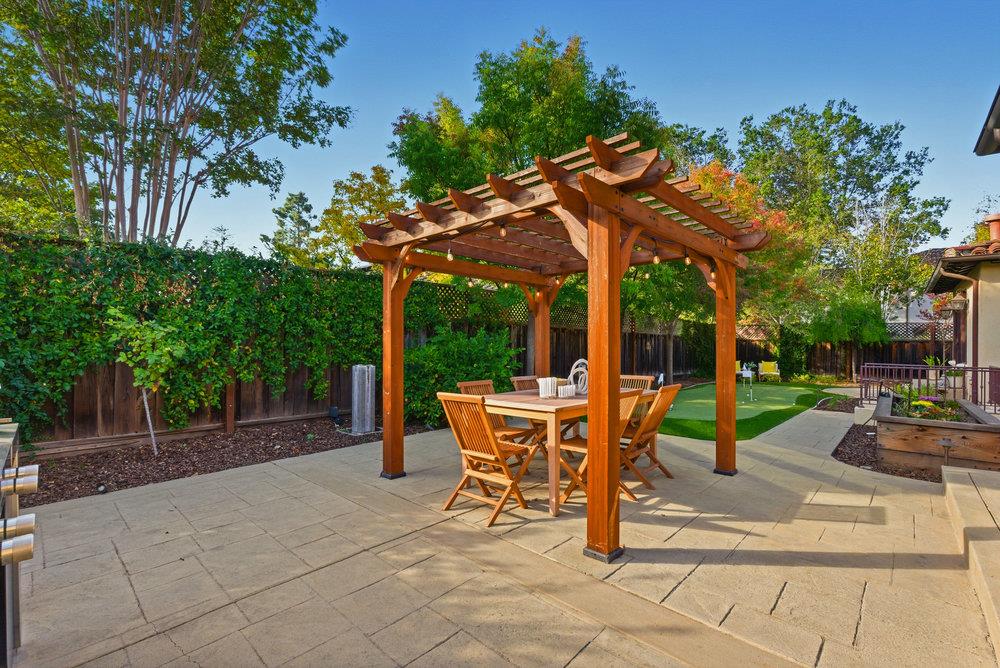 Detail Gallery Image 71 of 82 For 484 Cherry Ave, Los Altos,  CA 94022 - 4 Beds | 3/1 Baths