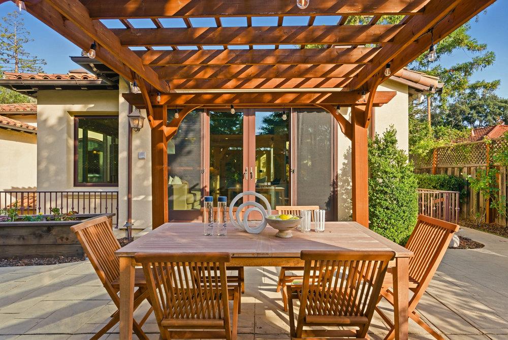 Detail Gallery Image 73 of 82 For 484 Cherry Ave, Los Altos,  CA 94022 - 4 Beds | 3/1 Baths