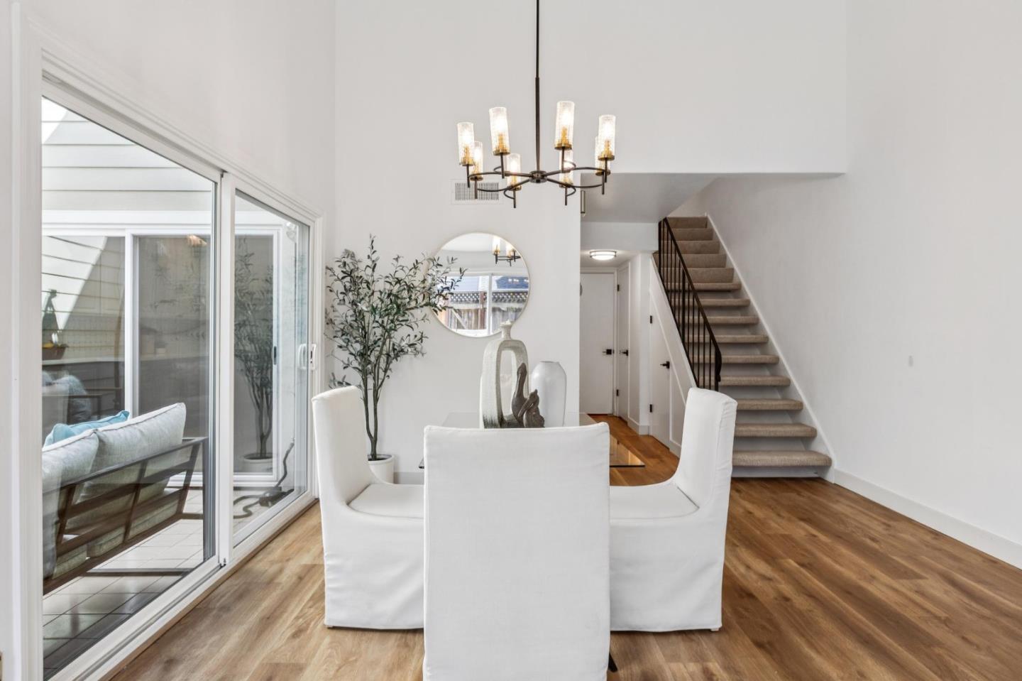 Detail Gallery Image 10 of 30 For 803 Peary Ln, Foster City,  CA 94404 - 3 Beds | 2/1 Baths