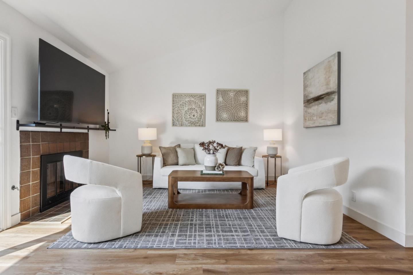 Detail Gallery Image 5 of 30 For 803 Peary Ln, Foster City,  CA 94404 - 3 Beds | 2/1 Baths