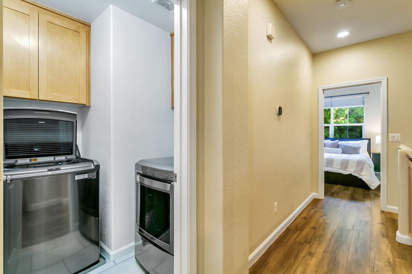 Detail Gallery Image 11 of 21 For 869 Georgetown Pl, San Jose,  CA 95126 - 3 Beds | 2/1 Baths