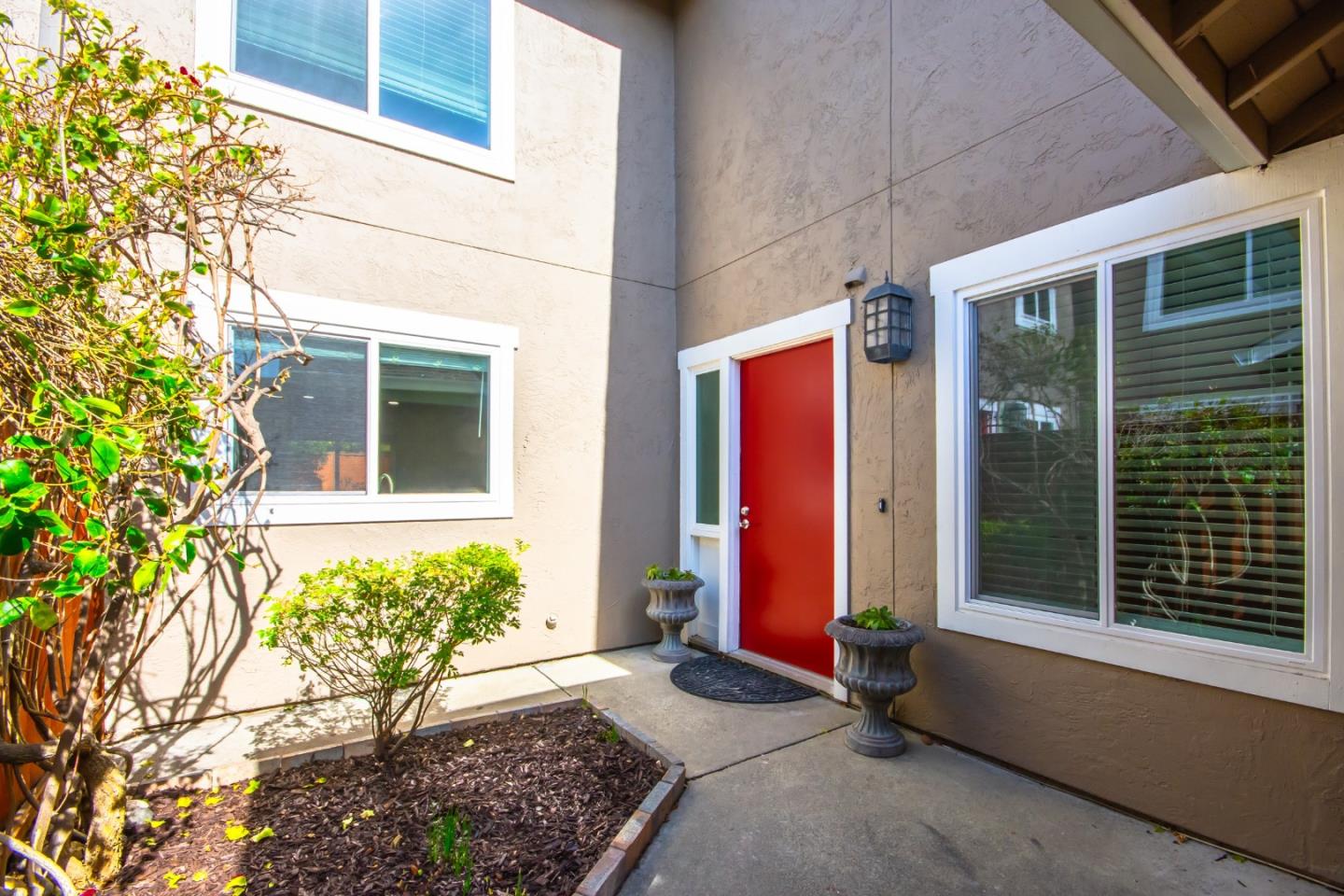 Detail Gallery Image 3 of 33 For 1116 Lord Nelson Ln, Foster City,  CA 94404 - 3 Beds | 2/1 Baths