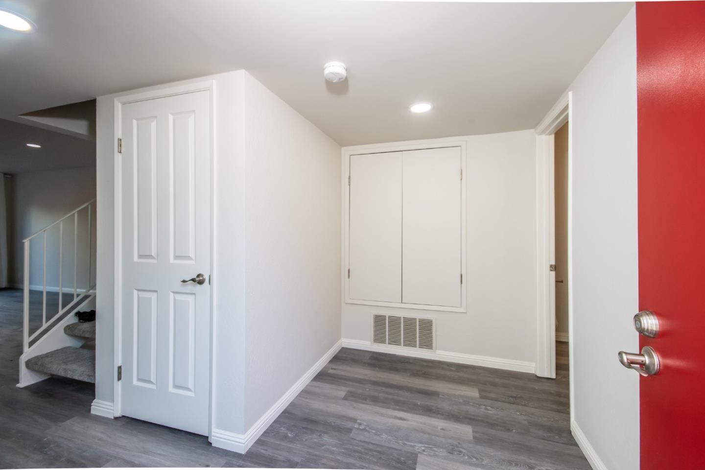 Detail Gallery Image 5 of 33 For 1116 Lord Nelson Ln, Foster City,  CA 94404 - 3 Beds | 2/1 Baths