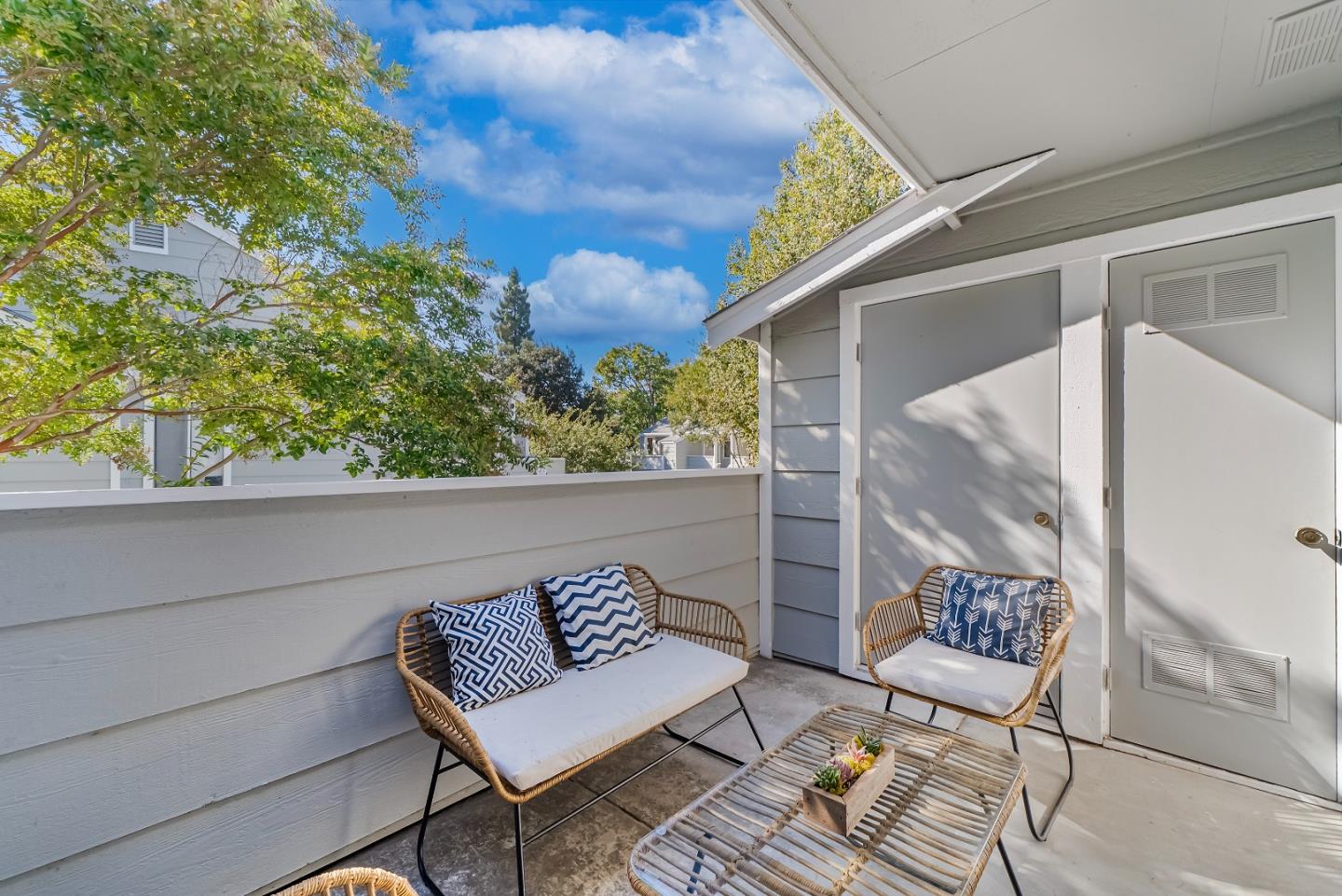 Detail Gallery Image 25 of 33 For 1578 Thorncrest Dr, San Jose,  CA 95131 - 2 Beds | 2 Baths