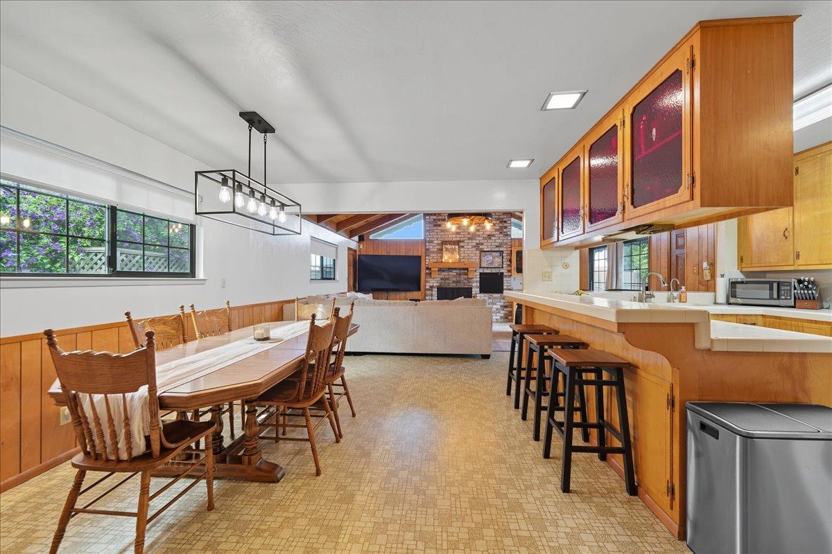 Detail Gallery Image 18 of 36 For 844 Capistrano Dr, Salinas,  CA 93901 - 3 Beds | 1/1 Baths