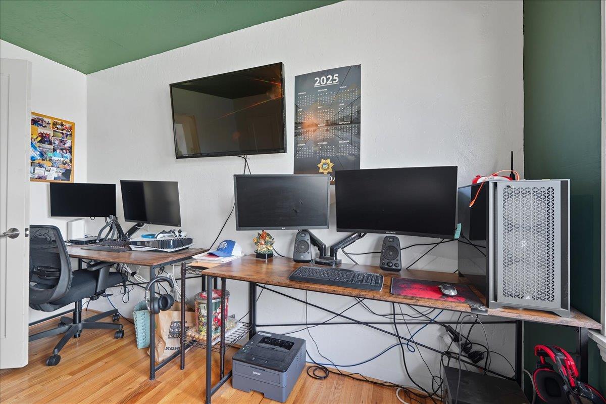 Detail Gallery Image 26 of 36 For 844 Capistrano Dr, Salinas,  CA 93901 - 3 Beds | 1/1 Baths