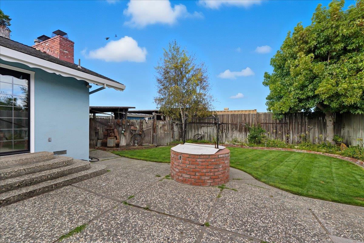 Detail Gallery Image 31 of 36 For 844 Capistrano Dr, Salinas,  CA 93901 - 3 Beds | 1/1 Baths