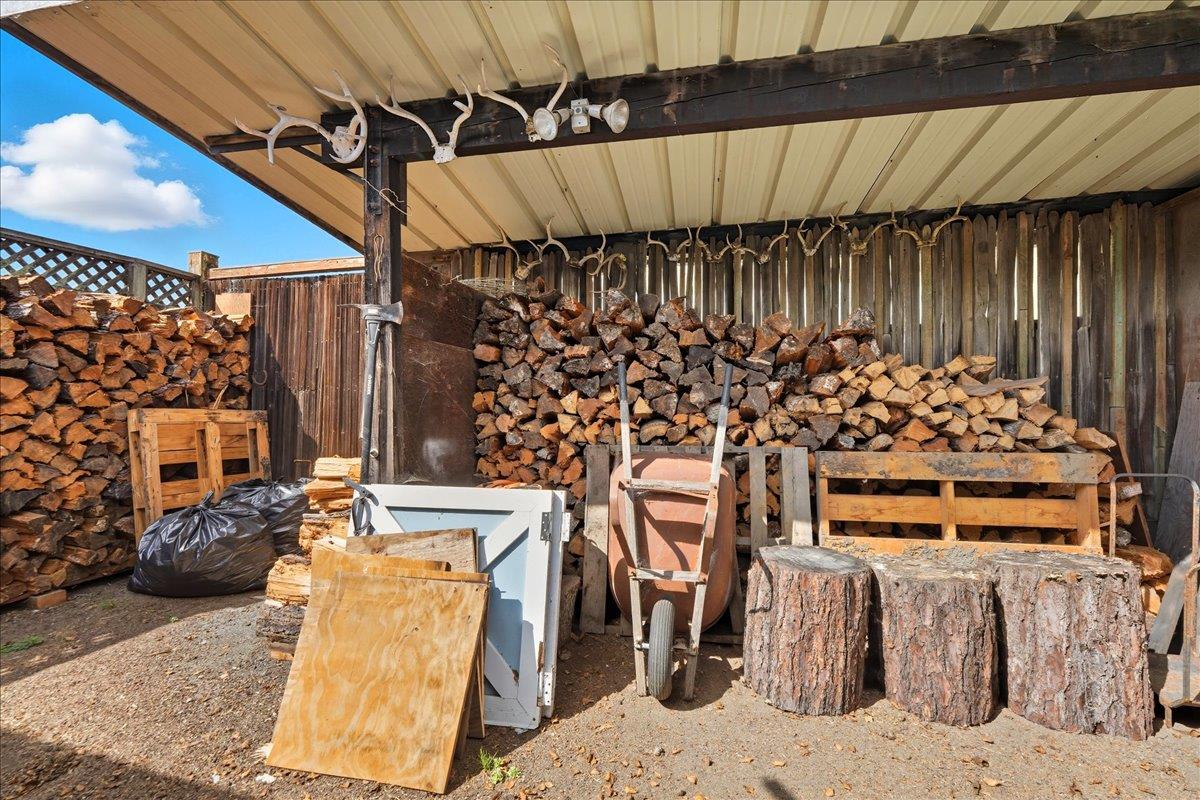 Detail Gallery Image 35 of 36 For 844 Capistrano Dr, Salinas,  CA 93901 - 3 Beds | 1/1 Baths