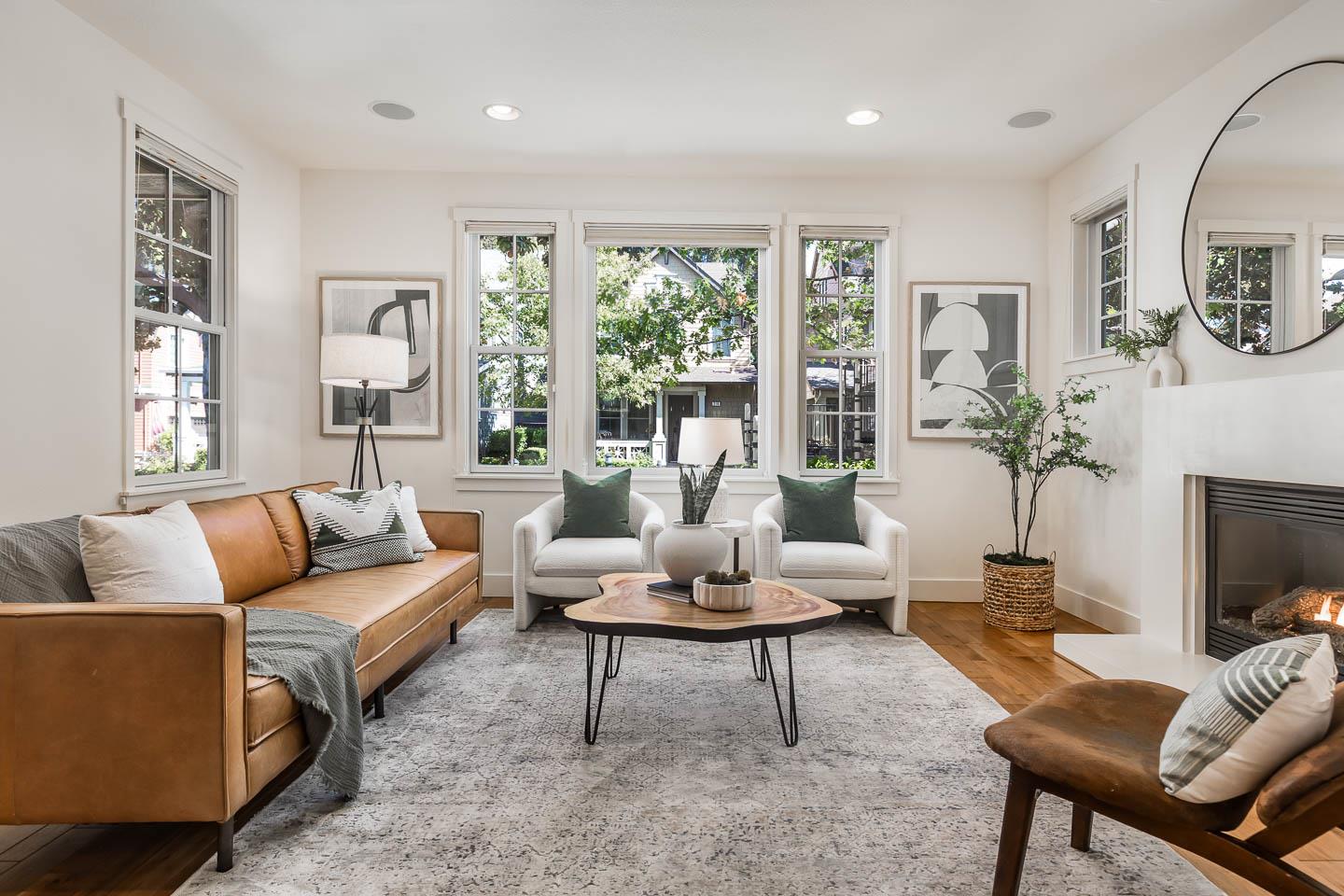 Detail Gallery Image 3 of 14 For 203 Pearl Ln, Menlo Park,  CA 94025 - 4 Beds | 3/1 Baths