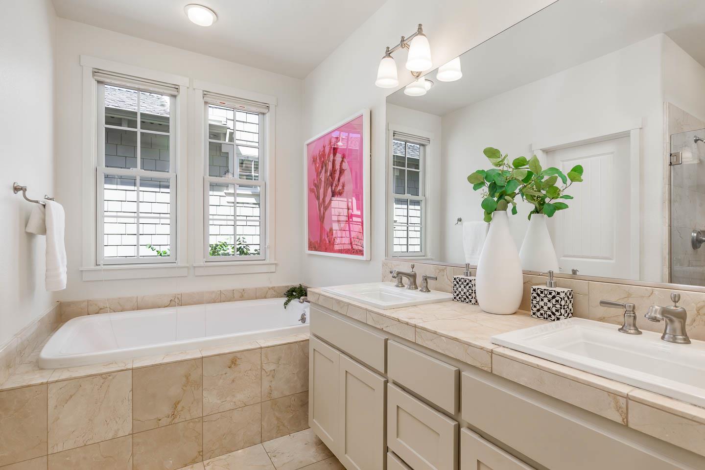 Detail Gallery Image 7 of 14 For 203 Pearl Ln, Menlo Park,  CA 94025 - 4 Beds | 3/1 Baths