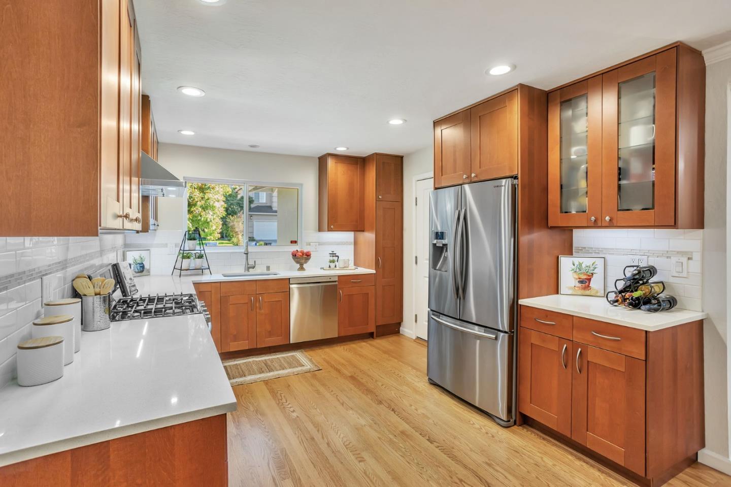 Detail Gallery Image 10 of 37 For 1610 Carmel Dr, San Jose,  CA 95125 - 3 Beds | 2 Baths