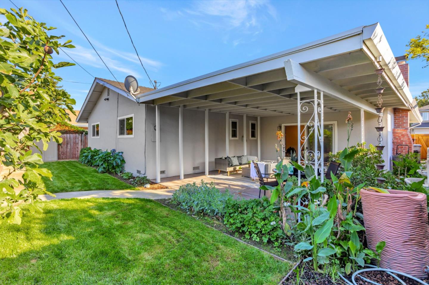 Detail Gallery Image 33 of 37 For 1610 Carmel Dr, San Jose,  CA 95125 - 3 Beds | 2 Baths