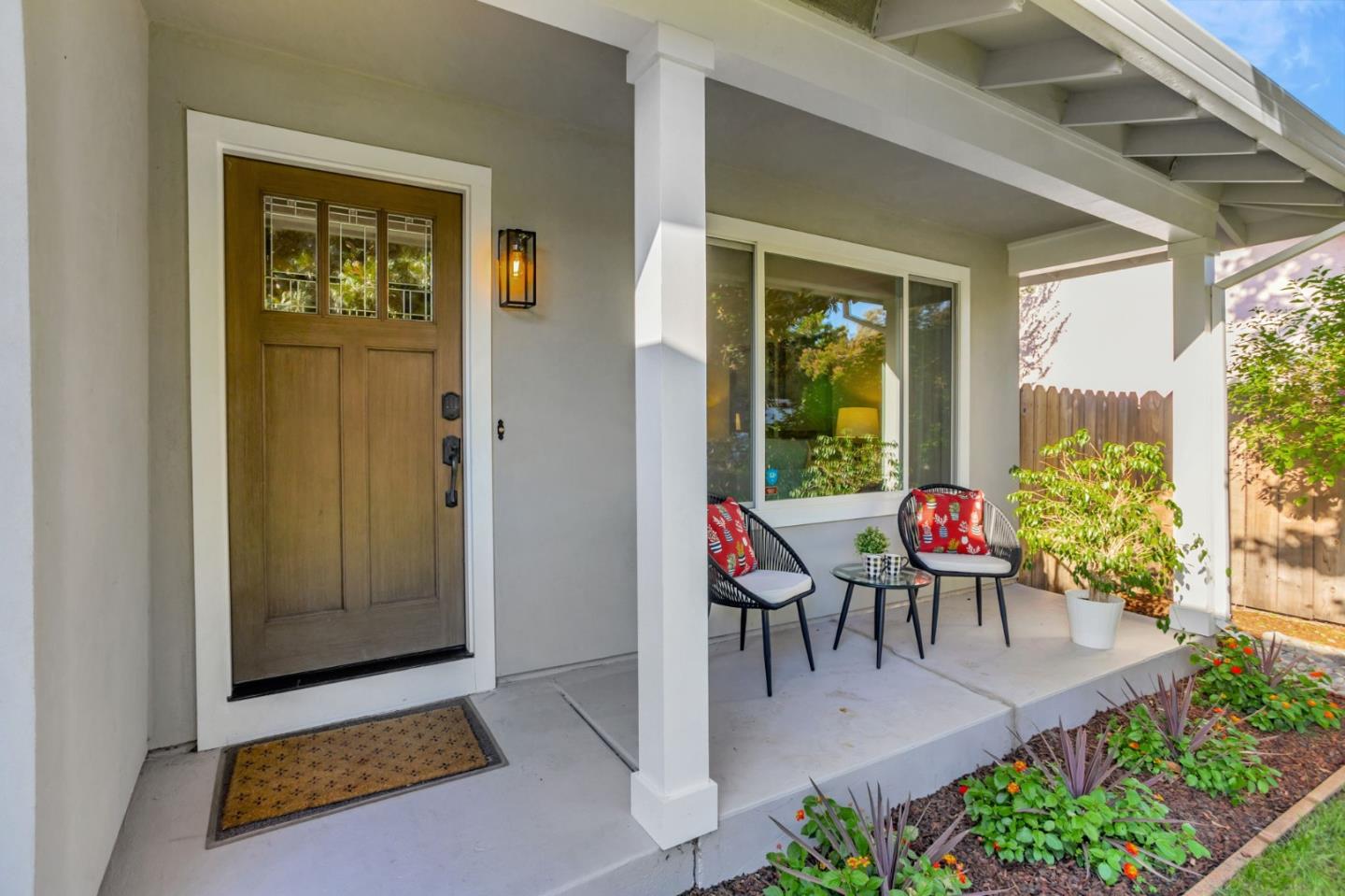 Detail Gallery Image 4 of 37 For 1610 Carmel Dr, San Jose,  CA 95125 - 3 Beds | 2 Baths
