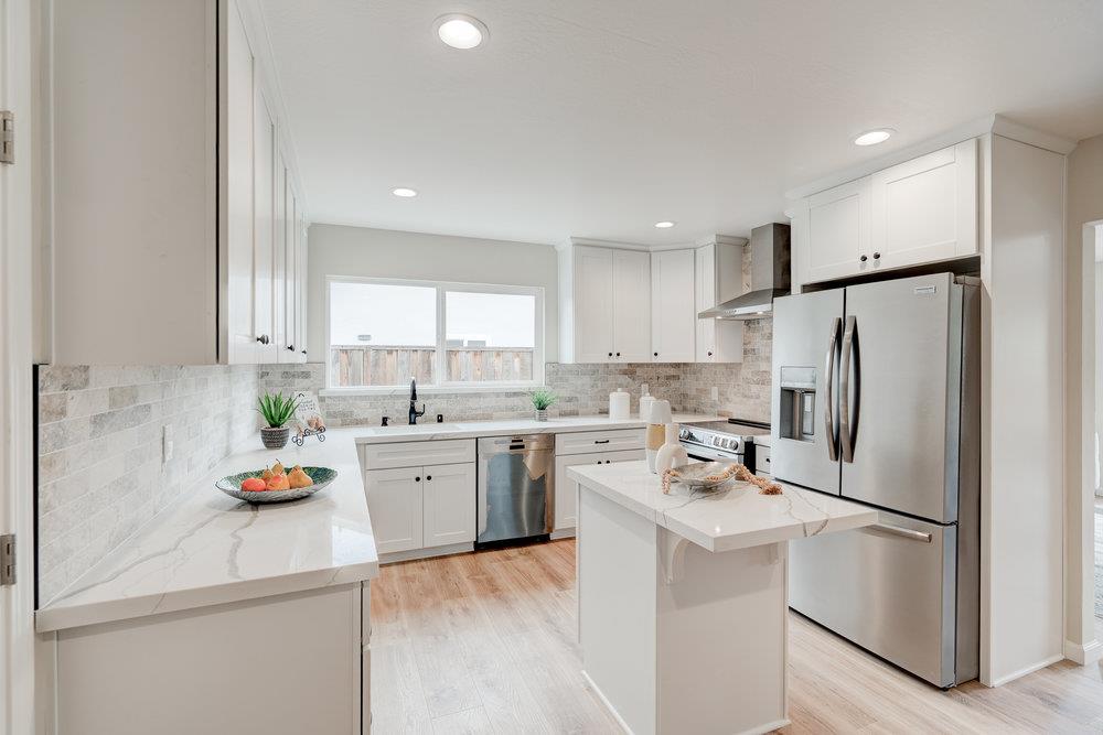 Detail Gallery Image 15 of 47 For 434 Purisima Ave, Sunnyvale,  CA 94086 - 3 Beds | 2 Baths