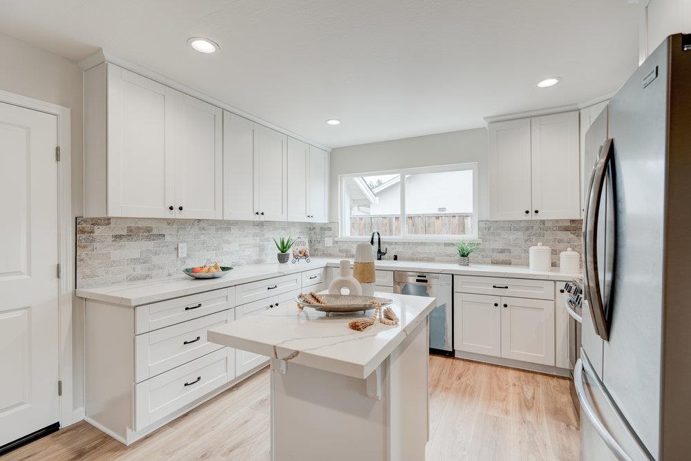 Detail Gallery Image 16 of 47 For 434 Purisima Ave, Sunnyvale,  CA 94086 - 3 Beds | 2 Baths