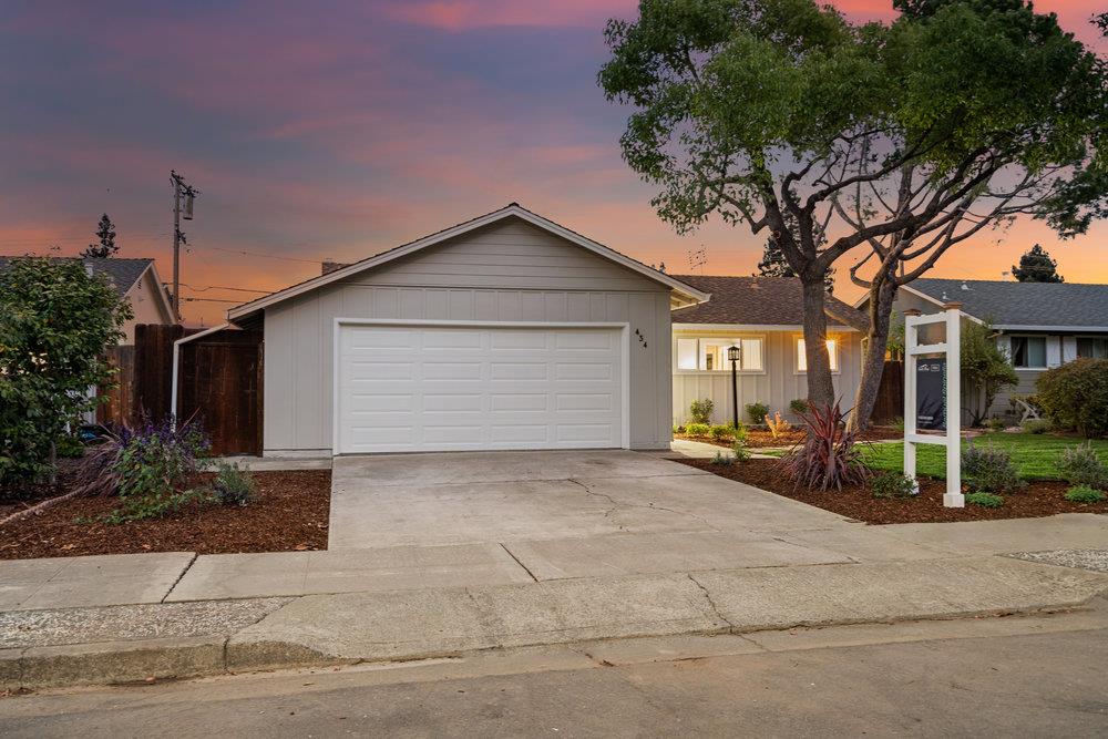 Detail Gallery Image 2 of 47 For 434 Purisima Ave, Sunnyvale,  CA 94086 - 3 Beds | 2 Baths