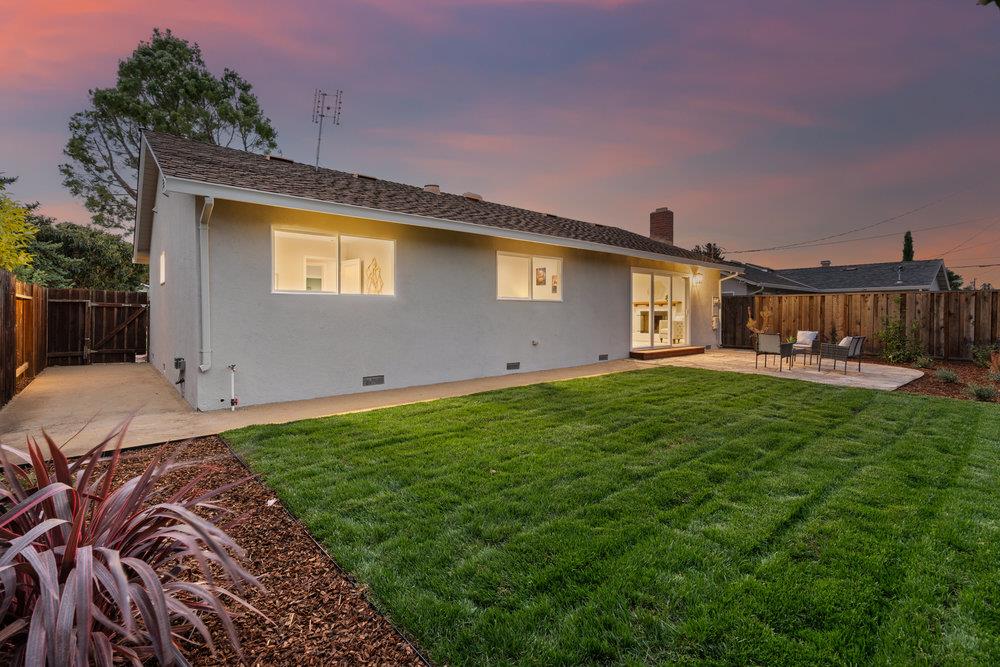 Detail Gallery Image 5 of 47 For 434 Purisima Ave, Sunnyvale,  CA 94086 - 3 Beds | 2 Baths