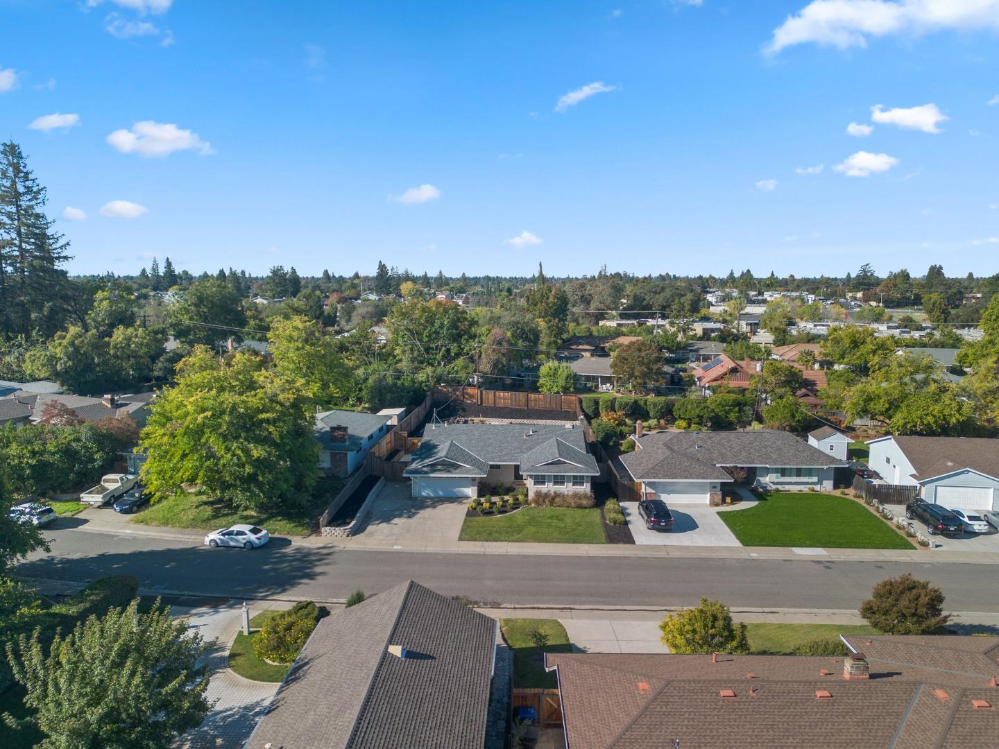 Detail Gallery Image 42 of 43 For 4451 Stoney Way, Carmichael,  CA 95608 - 3 Beds | 2 Baths