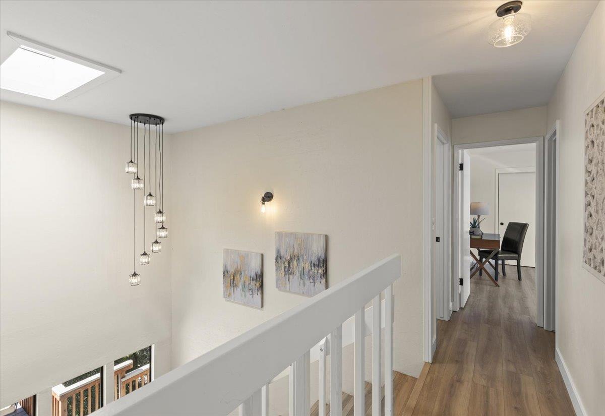 Detail Gallery Image 18 of 48 For 256 Segre Pl, Santa Cruz,  CA 95060 - 3 Beds | 2/1 Baths